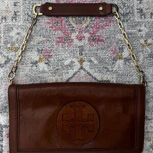 Tory Burch - Reva - fold-over leather clutch